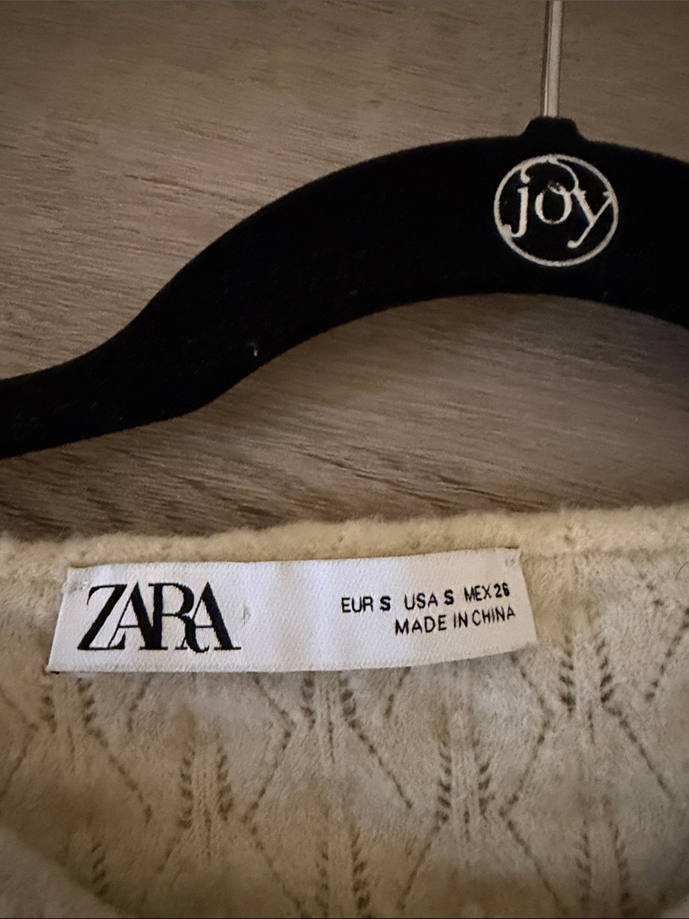 Zara Cream Textured Knit Cardigan with Black Bow Collar - Picture 2 of 2